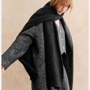 Sezane Marianne Maxi Scarf in Black